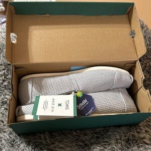 Tom’s Alpargata shoes